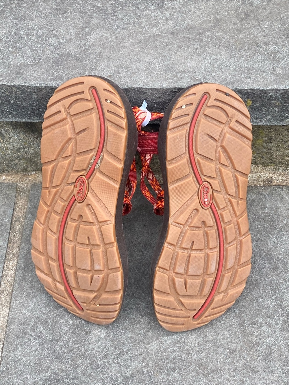 Chaco Women's Orange Red Patterned Strap Sandals 7 - Picture 5 of 13